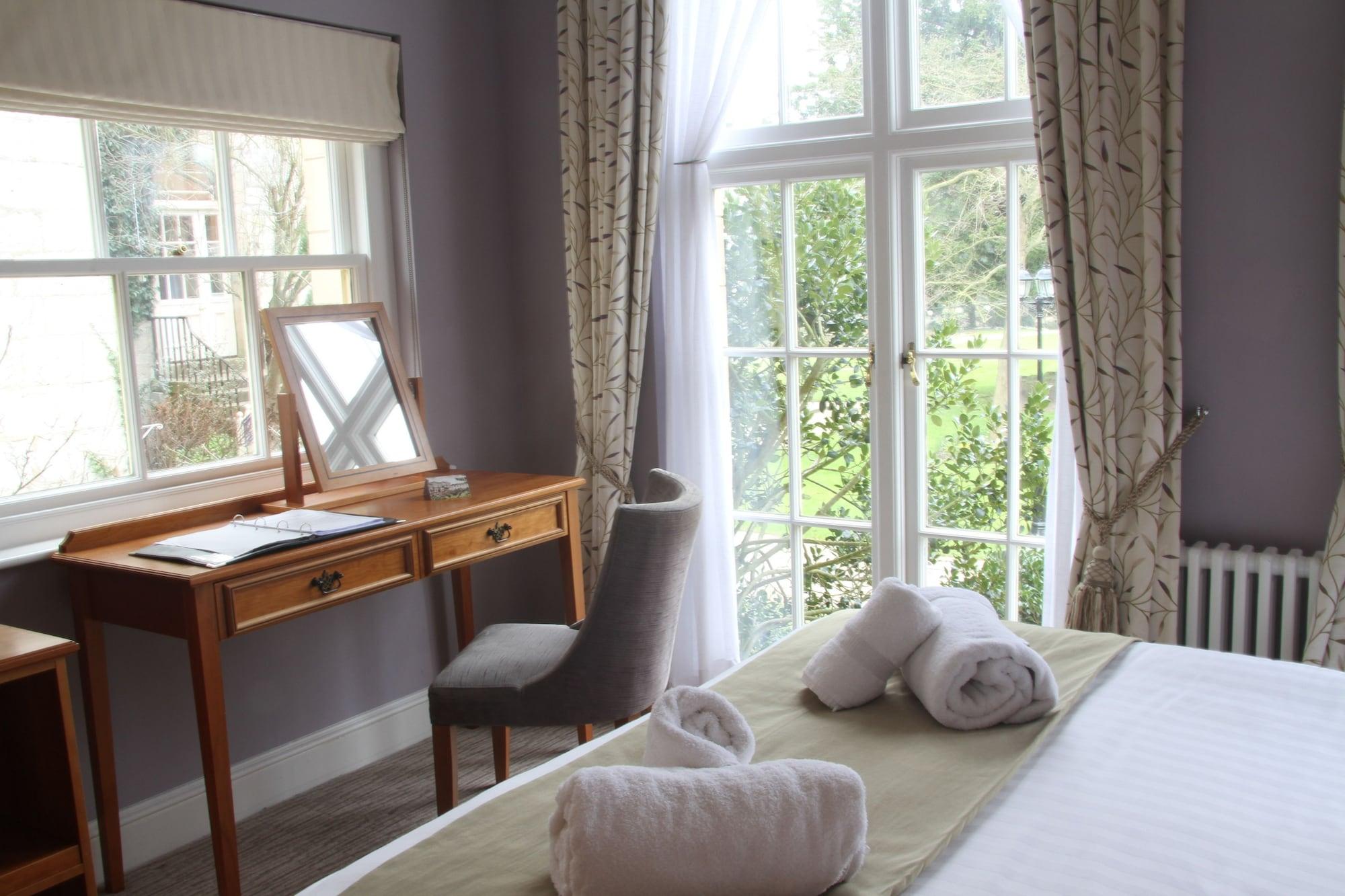 Hazlewood Castle & Spa Tadcaster Buitenkant foto