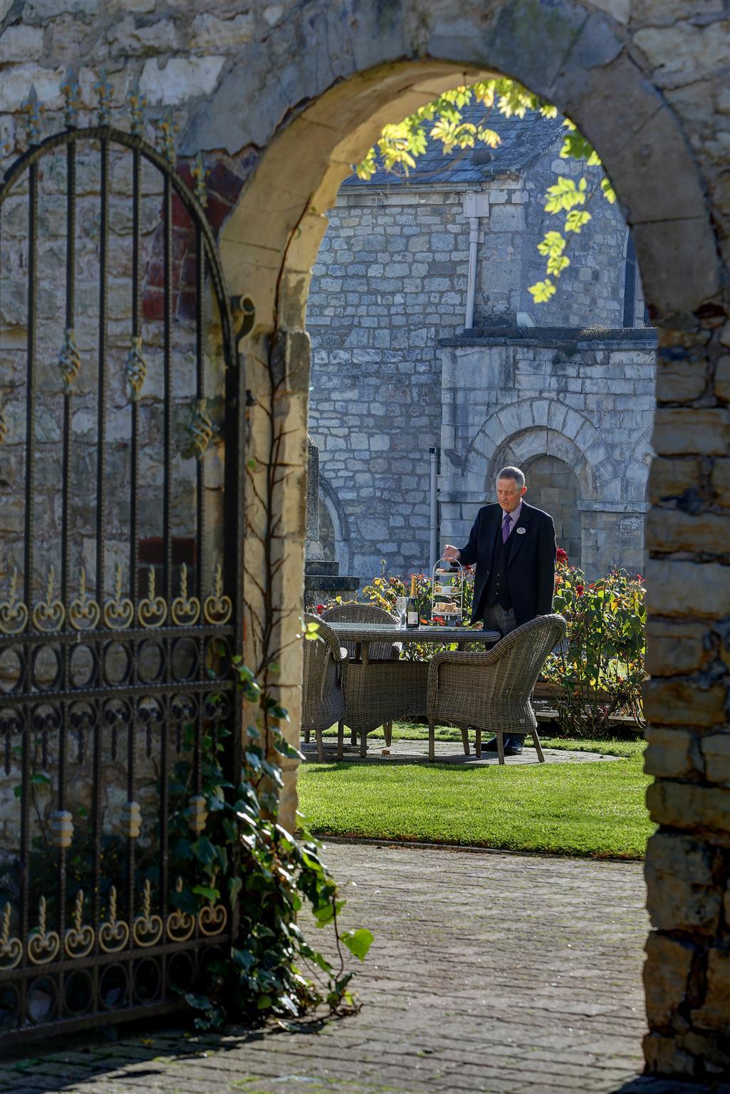 Hazlewood Castle & Spa Tadcaster Buitenkant foto