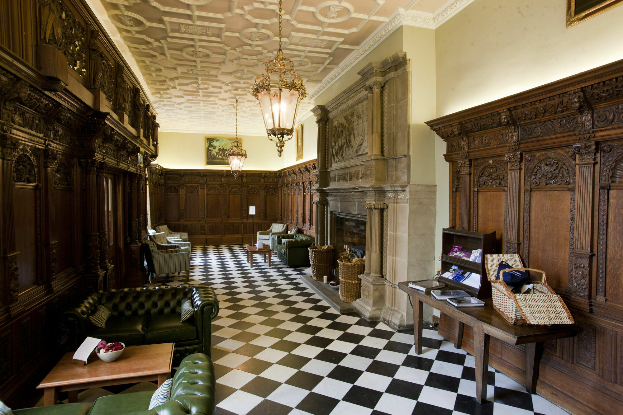 Hazlewood Castle & Spa Tadcaster Buitenkant foto