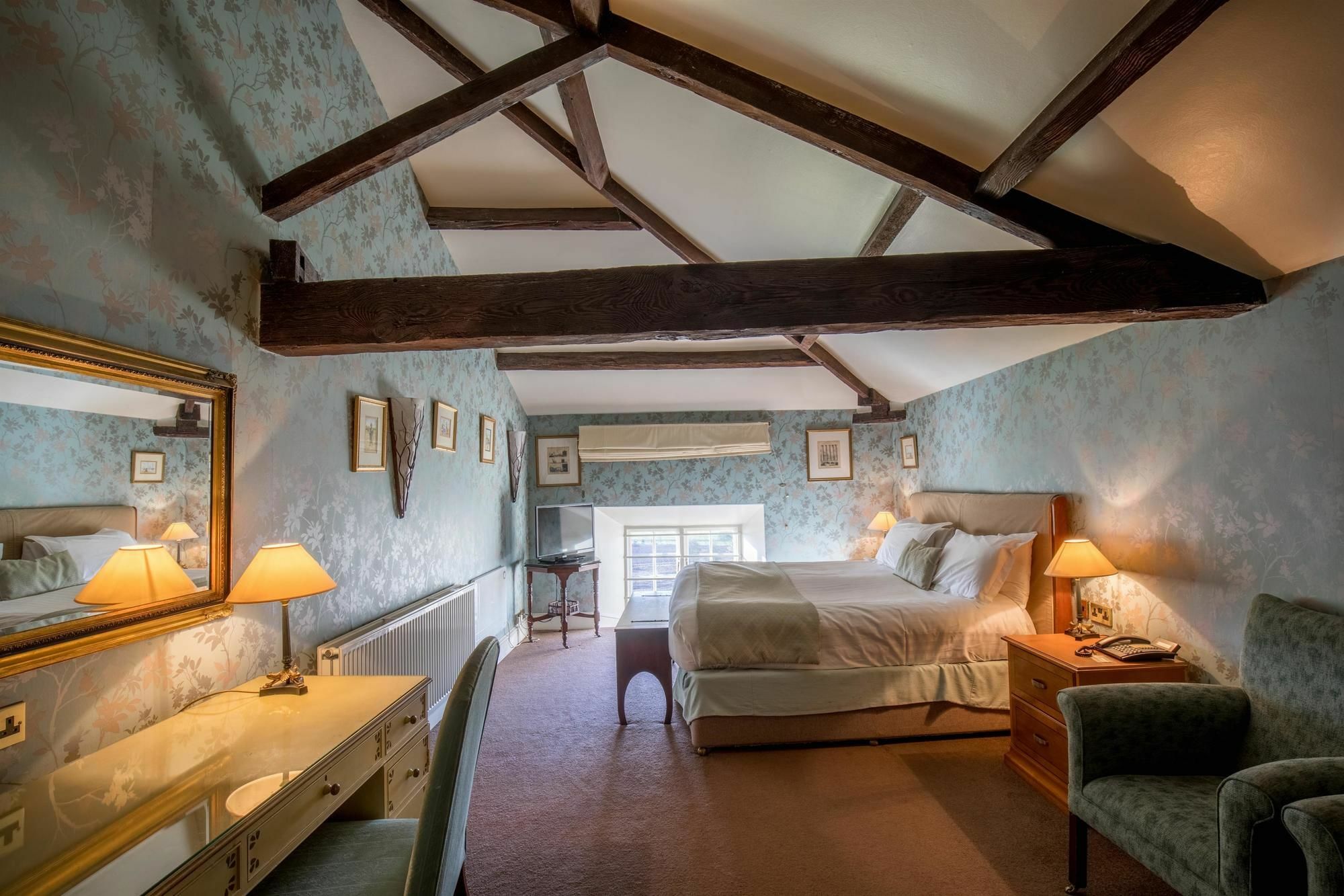 Hazlewood Castle & Spa Tadcaster Buitenkant foto